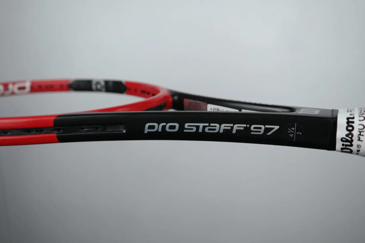 윌슨 Pro Staff 97 올화이트 도색 샌딩과 밑작업