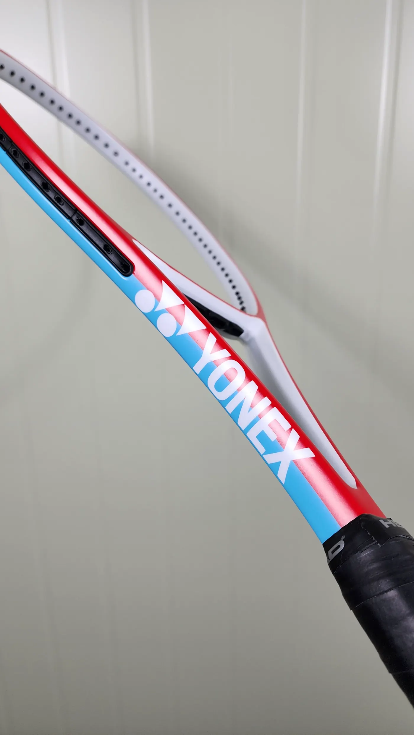 요넥스 VCORE PRO 97D 도색 넥 부분 디테일