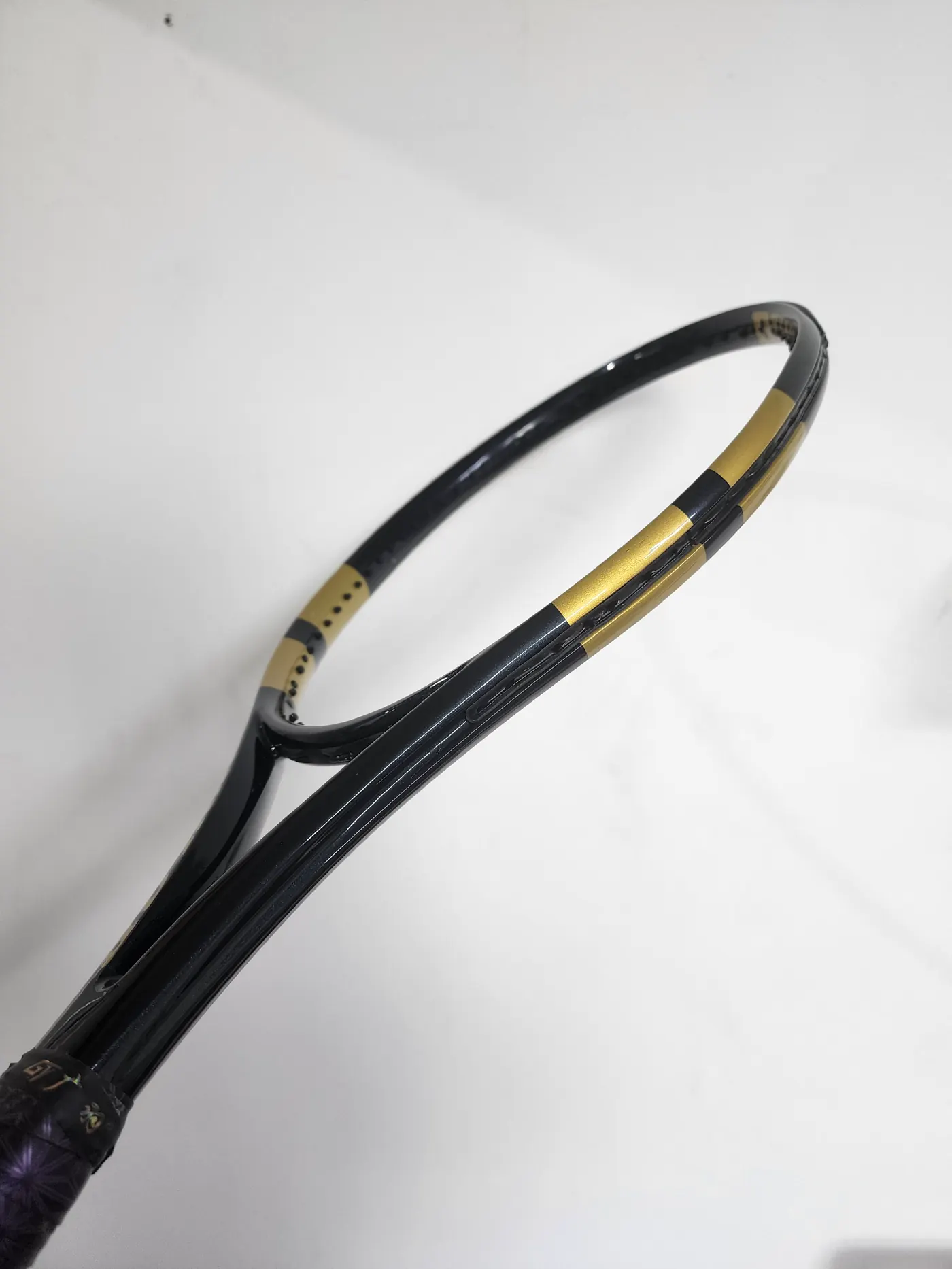 던롭 SX300 블랙 골드 유광 도색 넥 부분 디테일
