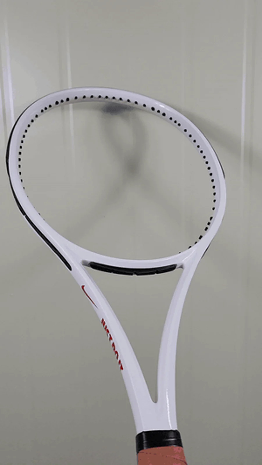 택도 안 뗀 새 라켓 두 자루, 유광 화이트로 다시 태어나다 작업 사진 11